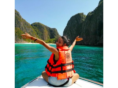 Phi Phi Island & 4 Island tour