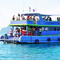 Phi Phi Island Tour – Big Boat